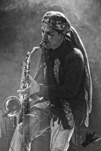 Nicolas Tuaillon saxophoniste Woodstock Revival Music troupe Woodstock Revival groupe musique festival